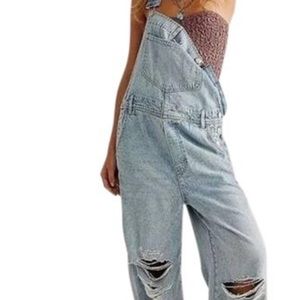 Free People/ We the People  slouchy straight leg overalls